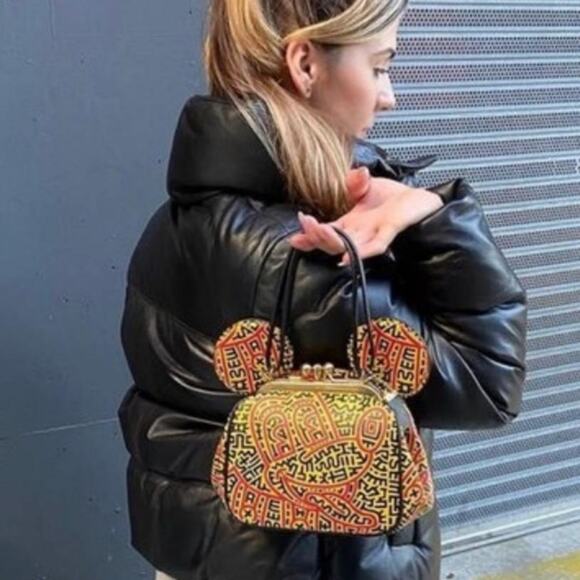 New Coach Disney Mickey Mouse Kisslock Bag/ Leather/Black-Yellow-Orang4 - Picture 7 of 12